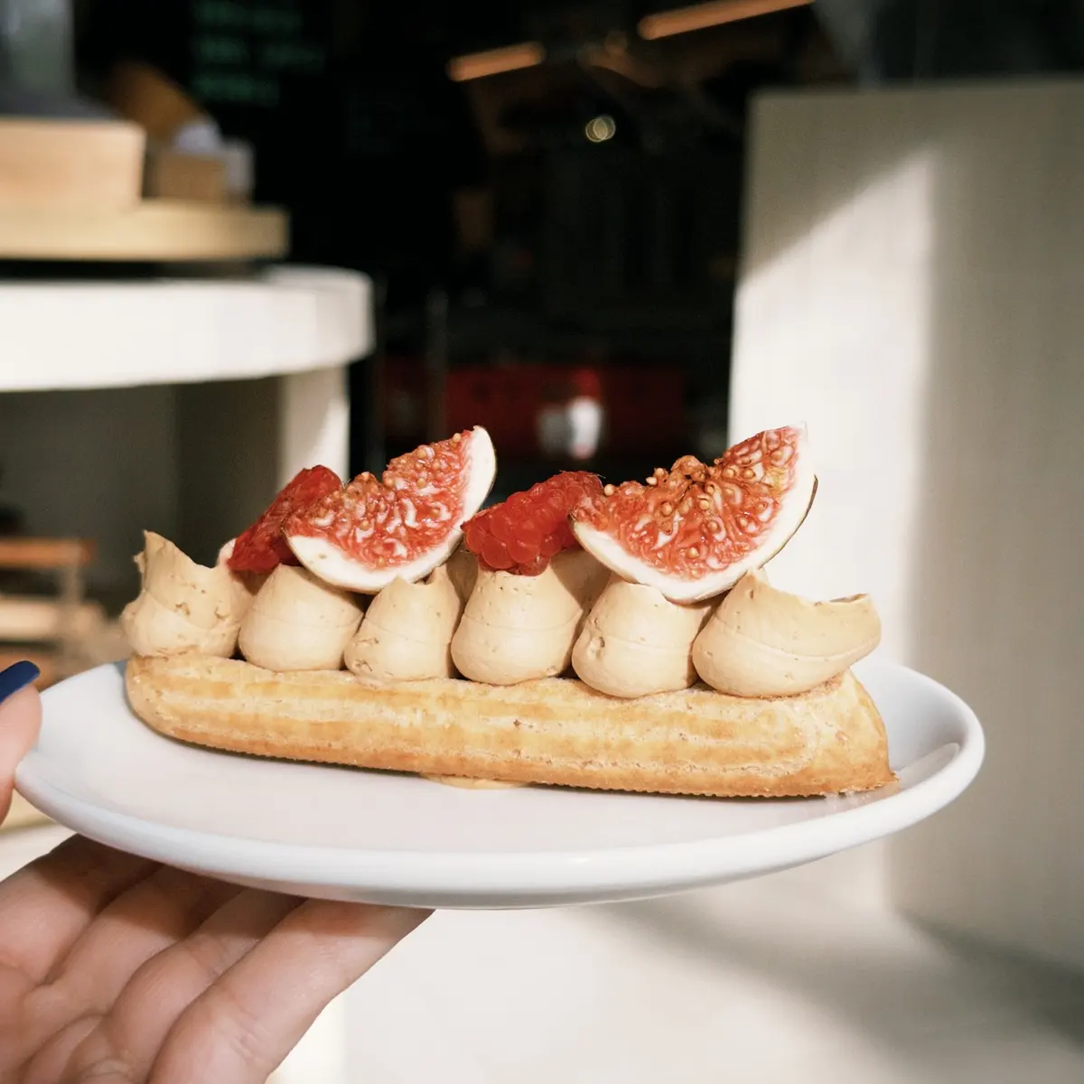 1. Ptyś popcorn 2. Ekler karmelowy 3. Opera 4. Panna Cotta truskawkowa Słodka jesień w @buvette_lodz